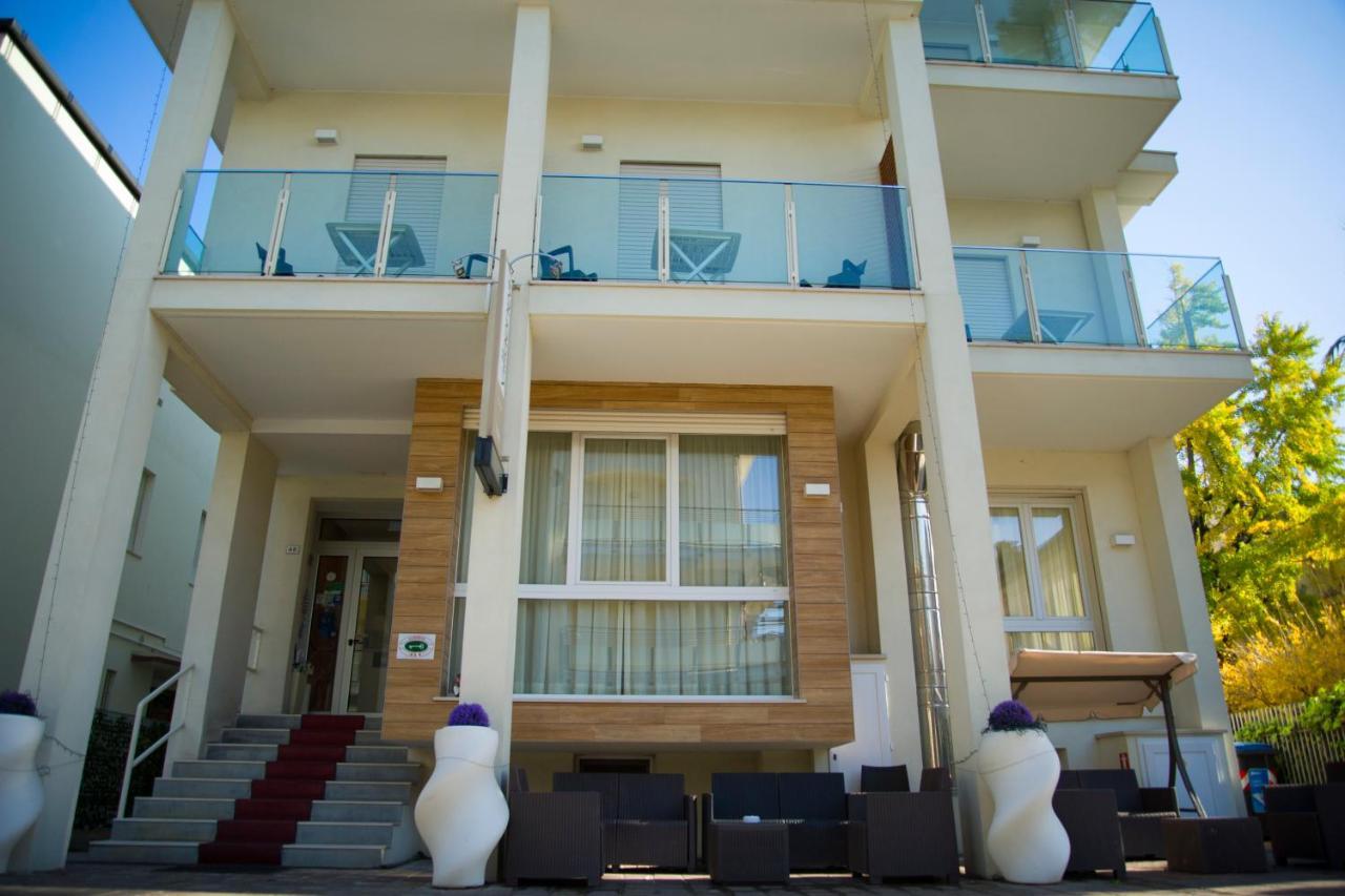 Hotel Villa Enea Cattolica Exterior photo